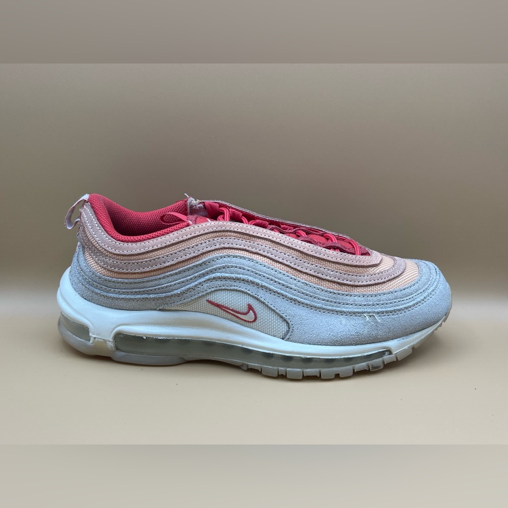 Nike Women's Athletic Shoes - Pink and Gray - Picture 5 of 8